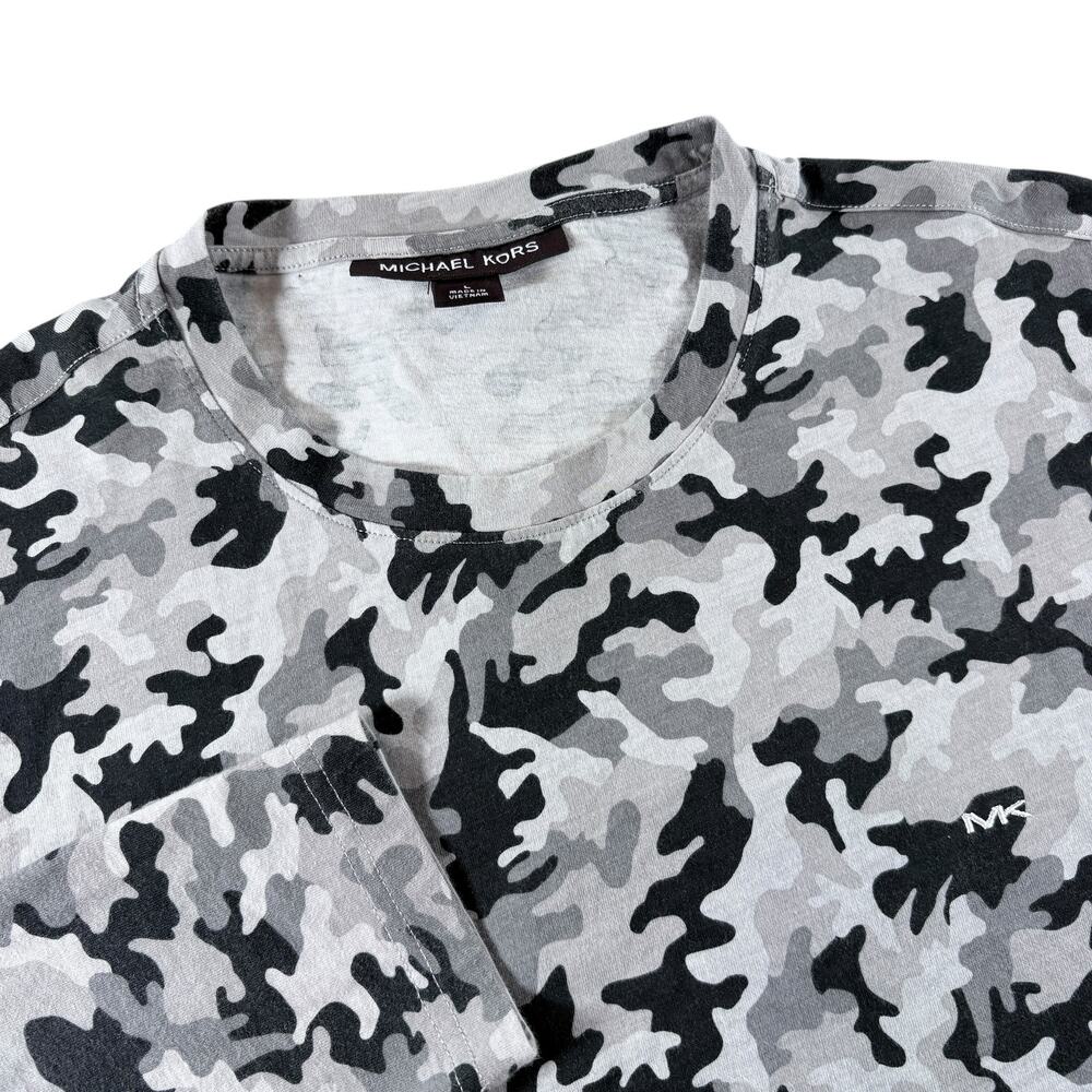 Michael Kors Black and Gray Camo Long Sleeve T-shirt - Men's Sz L **FLAWS**‎